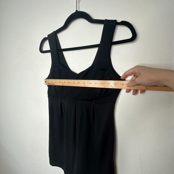 Lululemon Black Run Tame Me Tank Top Yoga Luxtreme Cinch Bottom Fitted Size 6 - Picture 8 of 10